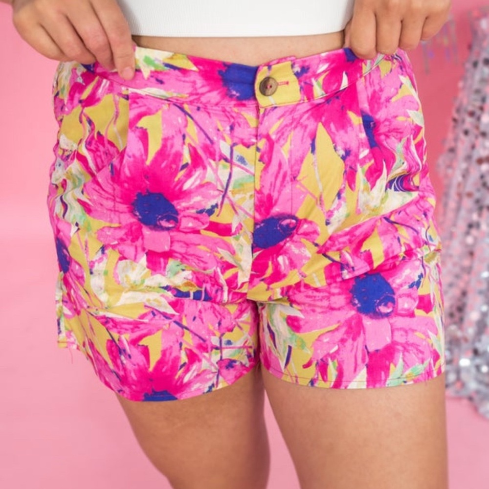 NEW Entro Floral Pink Women's Shorts size small